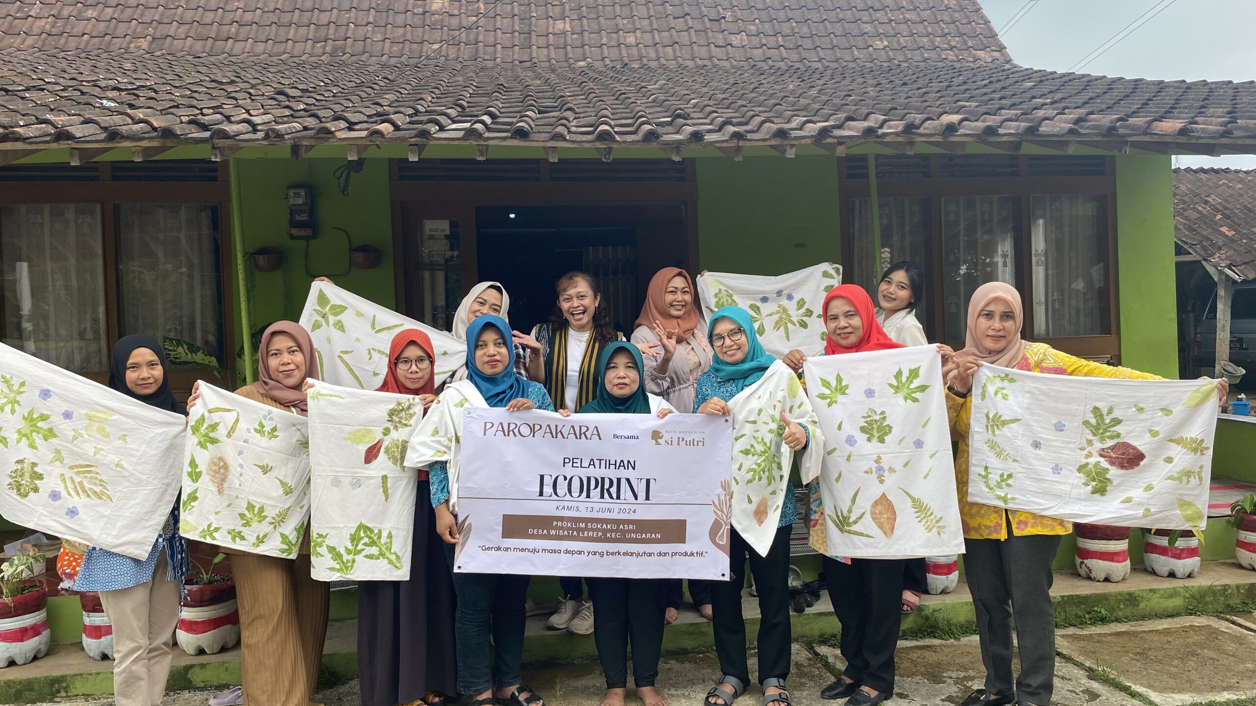 pelatihan ecoprint oleh batik siputri dan paropakaran di desa Lerep